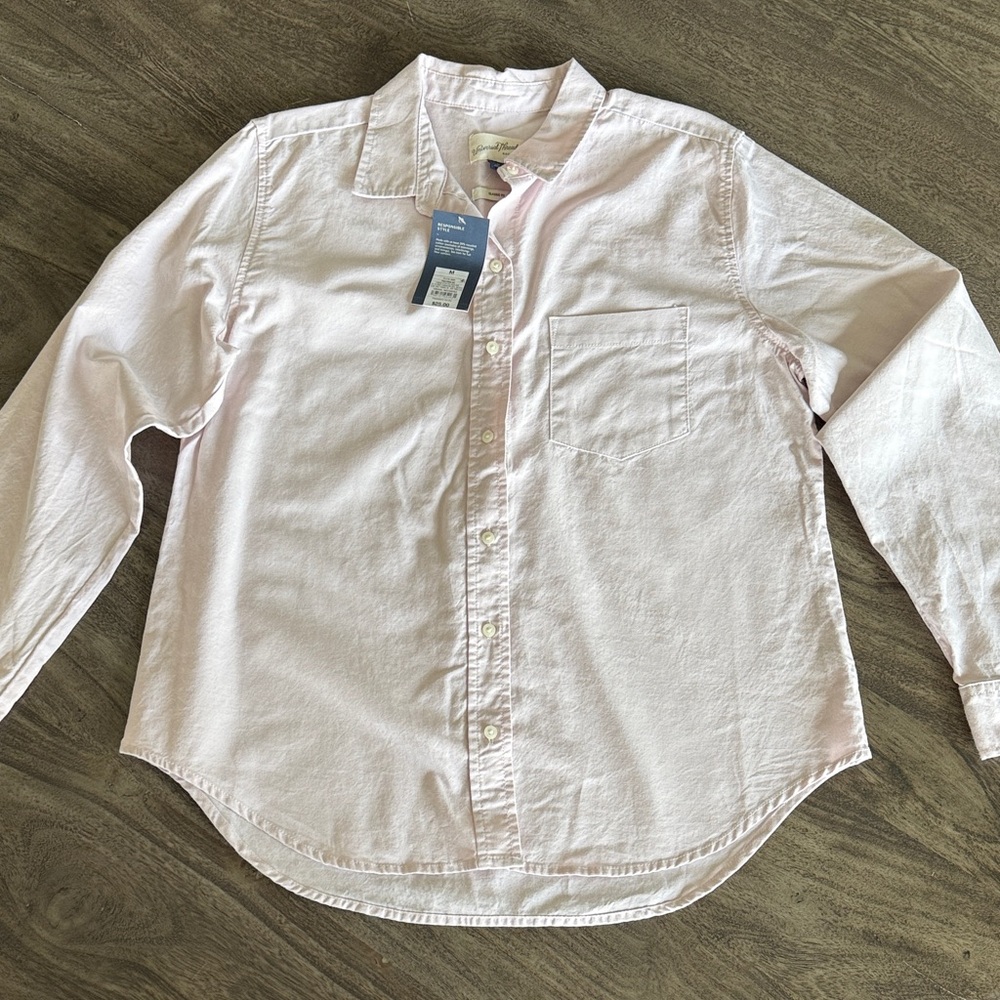 Universal Thread Soft Pink Button Down Shirt